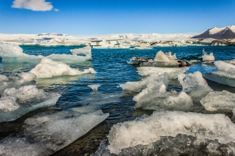 Glacial Lagoon - Jökulsárlón, Iceland