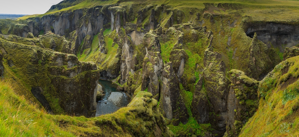 Fjaðrárglúfur Canyon - Iceland